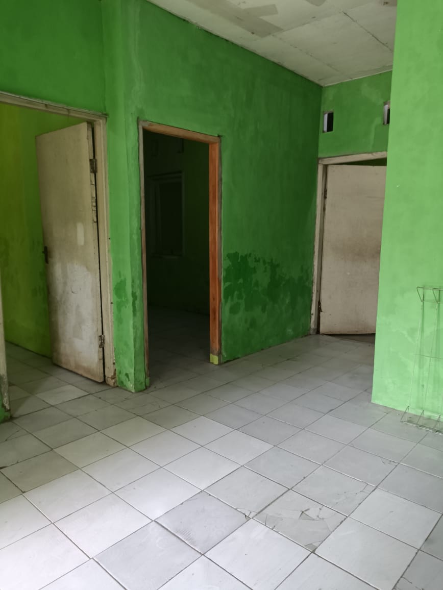 Detail Interior Ruang Utama Rumah Hoek Veteran Sukamanah