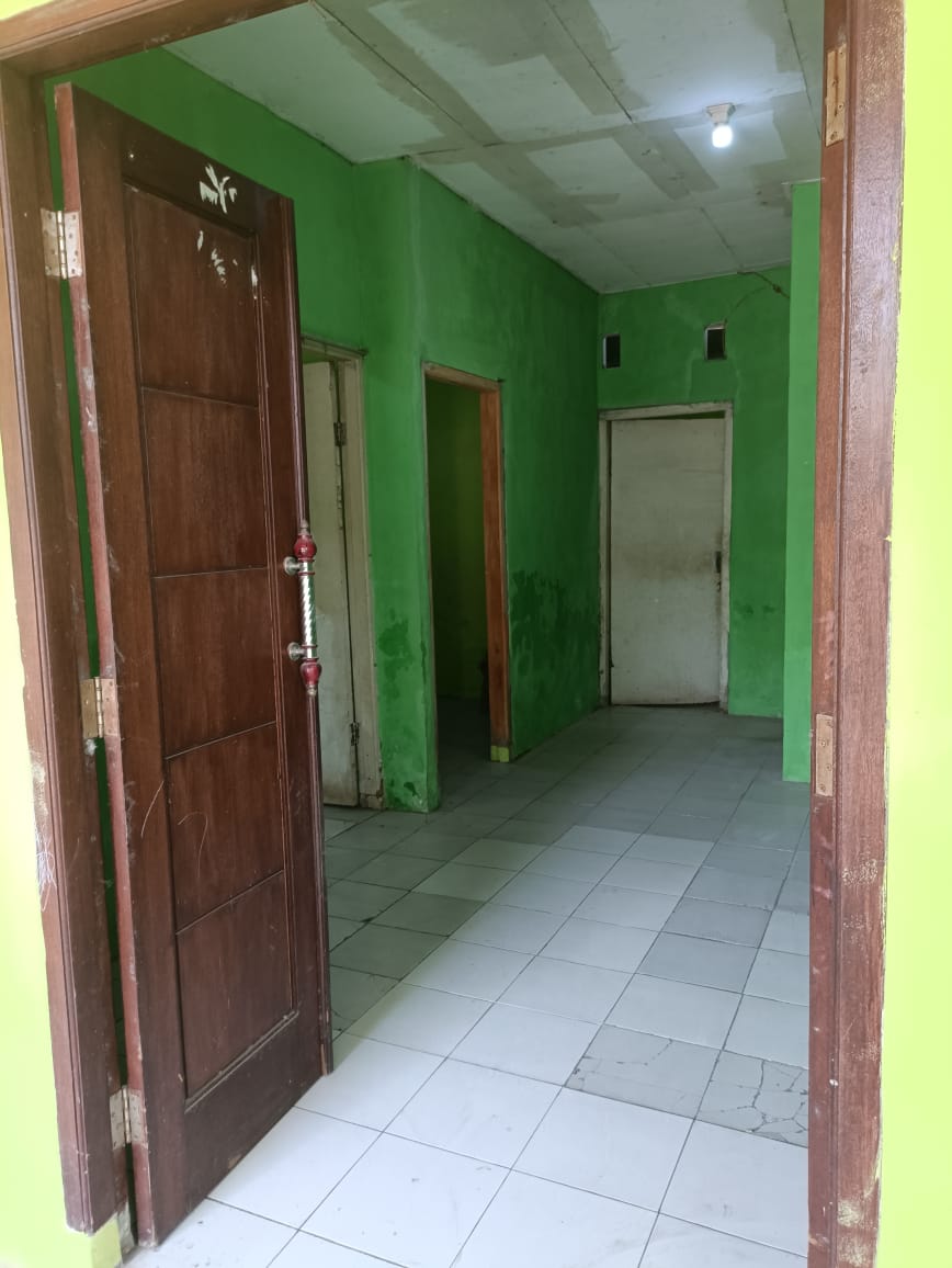 Akses Jalan Depan Rumah Veteran Sukamanah